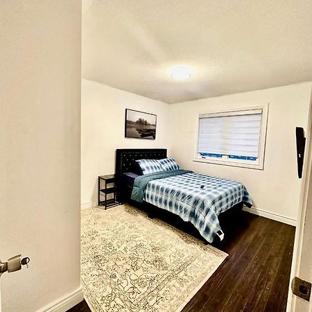Deluxe Double Room Ii- Hazel Stays Місісаґа Екстер'єр фото